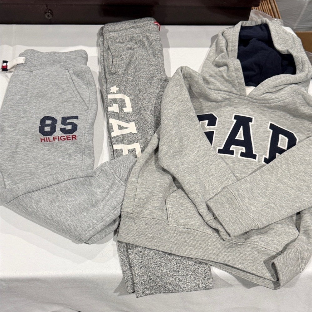 5 years old 3 item bundle. All size 5.